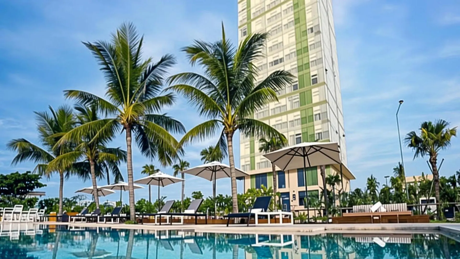 Sea And Sun Apartments Da Nang