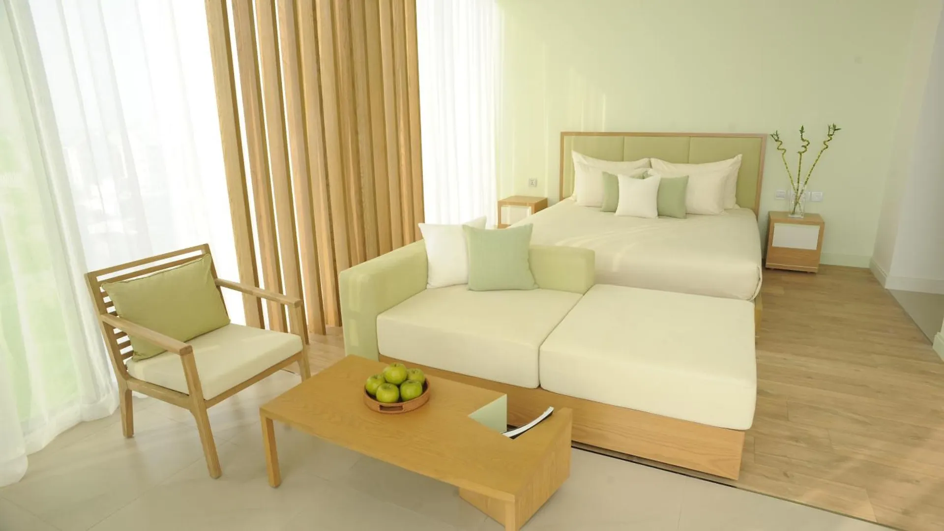 Sea And Sun Apartments Da Nang Vietnam