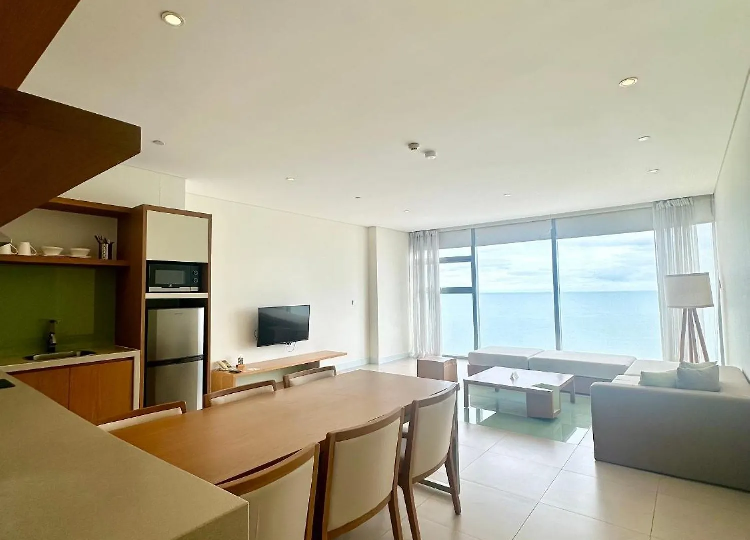 Sea And Sun Apartments Da Nang 0*,  Vietnam