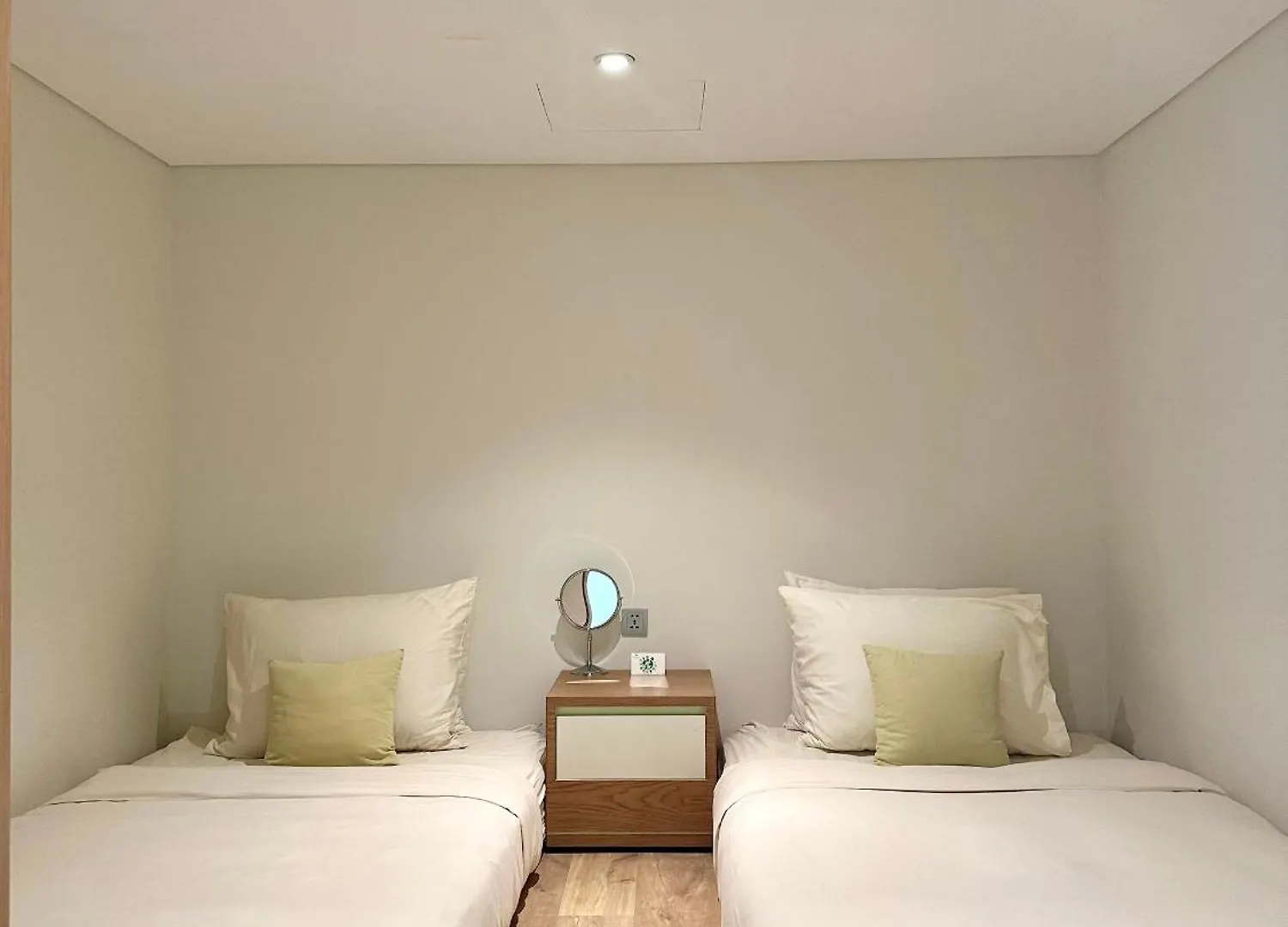 Sea And Sun Apartments Da Nang